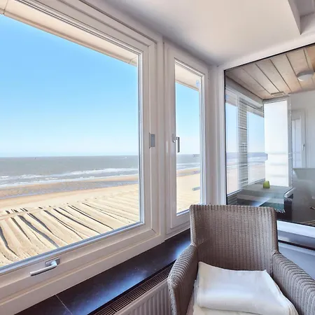 Lecomte - The Shoreline Pearl 97 Ostende